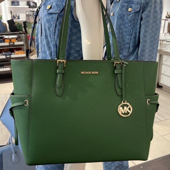 MICHAEL KORS
Gilly Large Saffiano Leather Tote Shoulder Bag
Fern Green
NWT - Picture 2 of 16